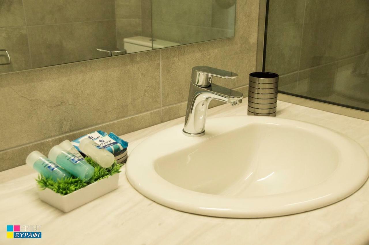 Evaggelia Design Suite Nea Peramos  Ngoại thất bức ảnh